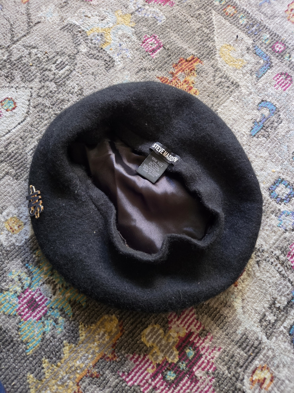 Steve Madden Black Wool Beret with Gold Decorative Pin